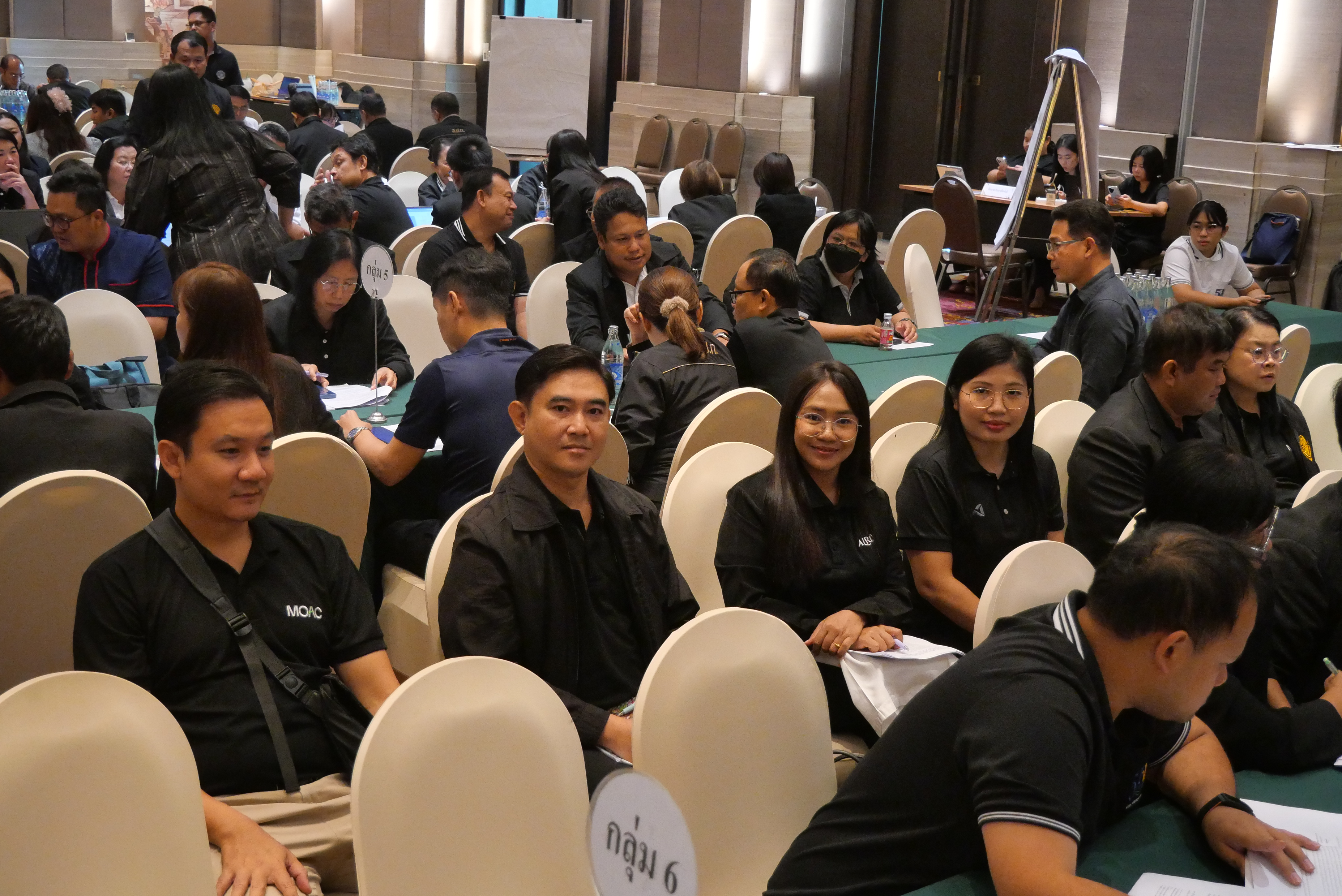 title - ส.ป.ก. จัดโครงการสัมมนา “การขับเคลื่อนงานปฏิรูปที่ดินเพื่อเกษตรกรรมสู่มิติใหม่อย่างยั่งยืนและเป็นธรรม” กรณีจัดที่ดินตามระเบียบคัดเลือกและจัดที่ดินฯ ข้อ 62 ประจําปีงบประมาณ พ.ศ. 2569 (วันพุธที่ 27 พฤษภาคม 2569 ภาคเช้า) 